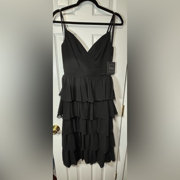 Ieena For Mac Duggal Dresses & Skirts - NWT IEENA FOR MAC DUGGAL SZ 2 BLACK Sheer Chiffon Overlay V-Neckline #55437